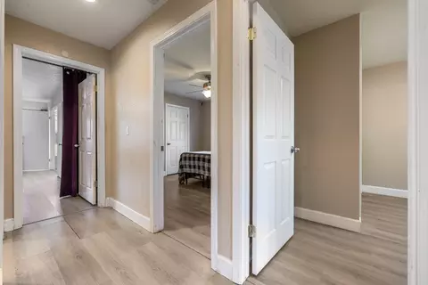Entry Way - 4221 Waymar Ct, Carmichael, CA 95608 photo 10 of 14