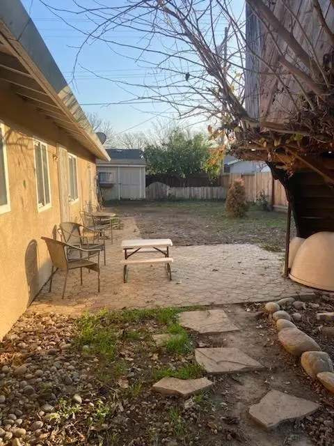 Exterior - 2005 Althoff Way, Modesto, CA 95355 photo 3 of 5