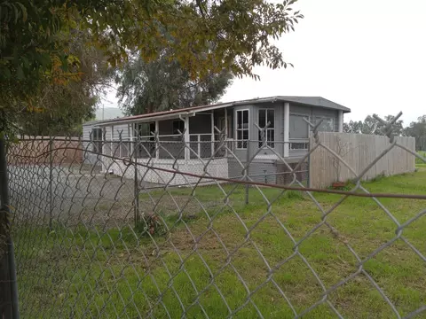 Exterior - 602 Spruce Rd, Exeter, CA 93221 photo 3 of 11