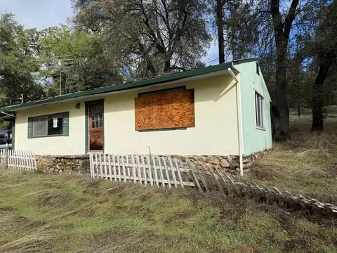 Exterior - 9019 Sheep Ranch Rd, Mountain Ranch, CA 95246 photo 3 of 8