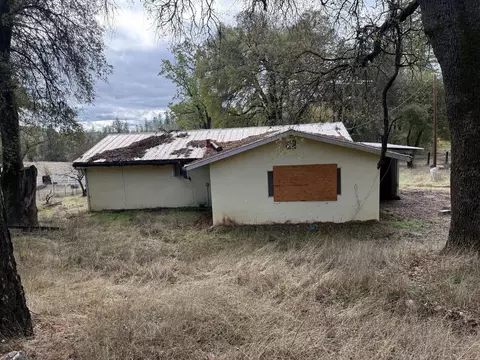 Exterior - 9019 Sheep Ranch Rd, Mountain Ranch, CA 95246 photo 4 of 8