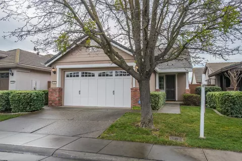7824 Barnsley Way, Elk Grove, CA 95757