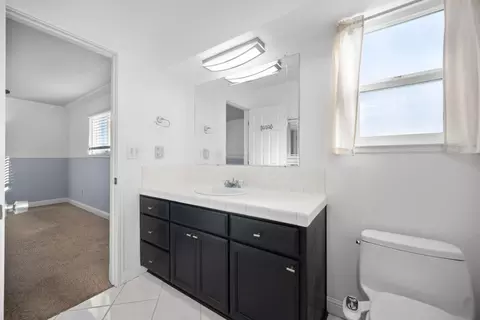 Bath - 120 Eula Dr, Modesto, CA 95354 photo 2 of 3