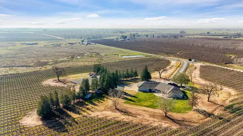 View/Area - 16025 E Harney Ln, Lodi, CA 95240 photo 10 of 10