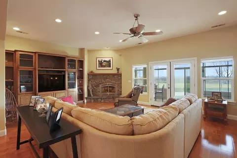 Living - 16025 E Harney Ln, Lodi, CA 95240 photo 1 of 4
