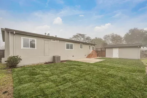 8936 W Pine St, Thornton, CA 95686 photo 30