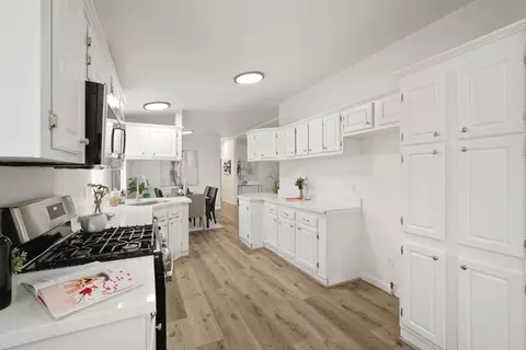 8936 W Pine St, Thornton, CA 95686 photo 13