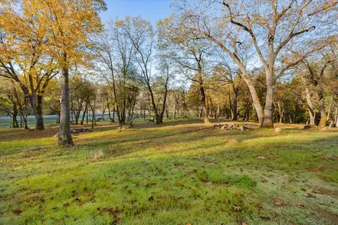 10746 S Ponderosa Way, Rough And Ready, CA 95975