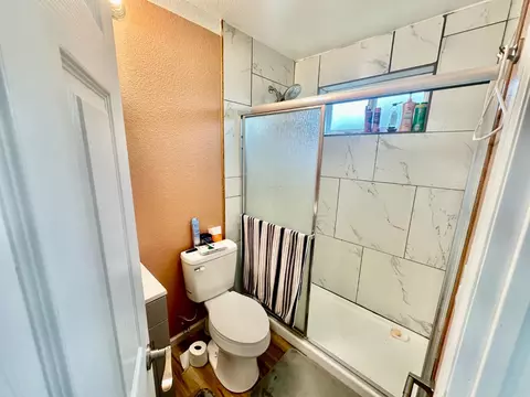 Bath - 609 Kettleman, Lodi, CA 95240 photo 11 of 11