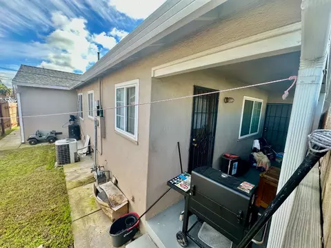 Exterior - 609 Kettleman, Lodi, CA 95240 photo 14 of 20