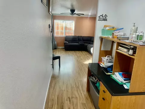 Entry Way - 609 Kettleman, Lodi, CA 95240 photo 5 of 5