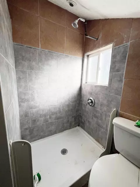 Bath - 15731 Andrus Island Rd, Isleton, CA 95641 photo 2 of 7