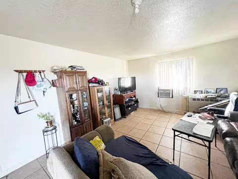 Living - 15731 Andrus Island Rd, Isleton, CA 95641 photo 4 of 6
