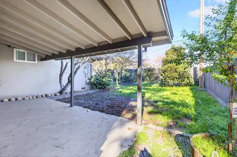 Exterior - 2337 Corbin Ln, Lodi, CA 95242 photo 3 of 10