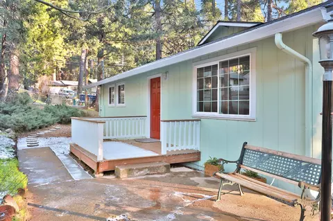 3060 Leaf Cir, Pollock Pines, CA 95726 photo 2