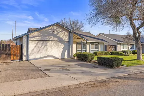 Exterior - 2513 Stoneridge Dr, Modesto, CA 95355 photo 2 of 9