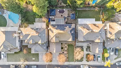 View/Area - 482 Quail Run Cir, Tracy, CA 95377 photo 1 of 8