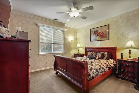 Bedroom - 482 Quail Run Cir, Tracy, CA 95377 photo 4 of 5