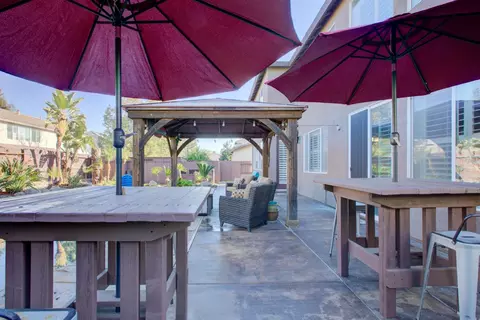 Exterior - 621 Bouma Ln, Ripon, CA 95366 photo 12 of 14