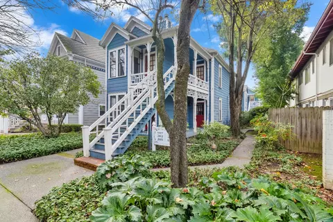 2410 G St #C, Sacramento, CA 95816