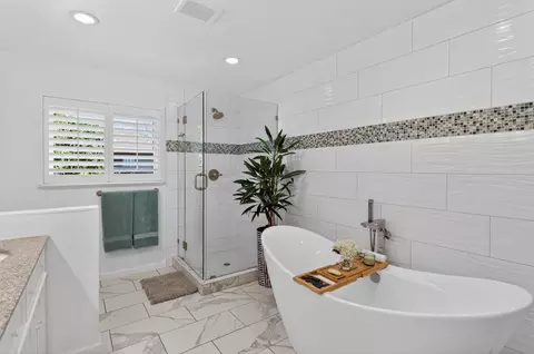Bath - 5424 Valhalla Dr, Carmichael, CA 95608 photo 1 of 1