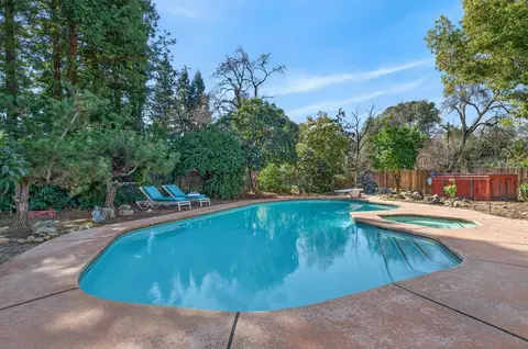 Exterior - 5424 Valhalla Dr, Carmichael, CA 95608 photo 7 of 7