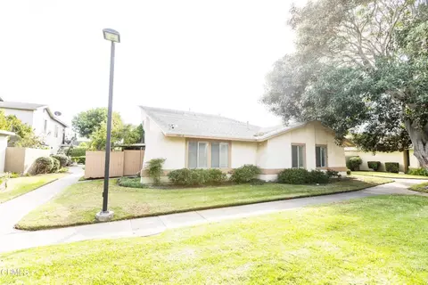 1301 Casa San Carlos Ln #D, Oxnard, CA 93033 photo 1