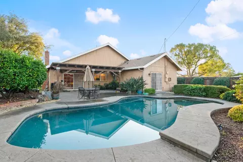 5001 Boyd Dr, Carmichael, CA 95608