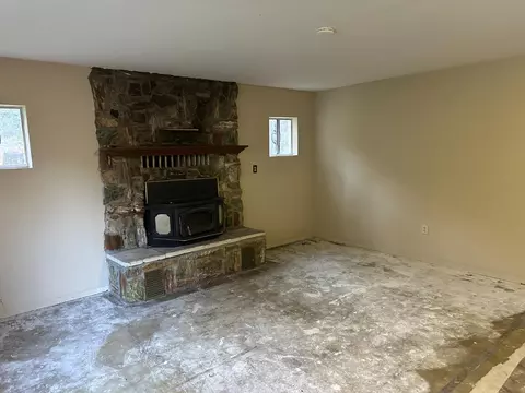 Living - 620 Schroeder Ln, Colfax, CA 95713 photo 2 of 6