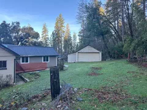 Exterior - 620 Schroeder Ln, Colfax, CA 95713 photo 3 of 9