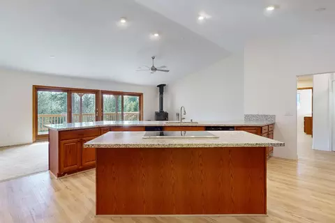 Kitchen - 10625 Forbestown Rd, Challenge, CA 95925 photo 4 of 7
