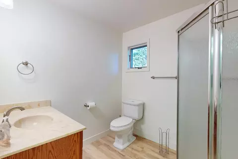 Bath - 10625 Forbestown Rd, Challenge, CA 95925 photo 7 of 8