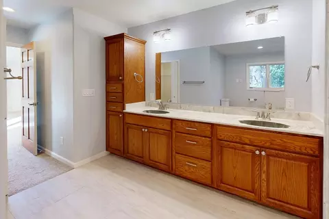 Bath - 10625 Forbestown Rd, Challenge, CA 95925 photo 6 of 8