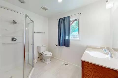 Bath - 10625 Forbestown Rd, Challenge, CA 95925 photo 1 of 8