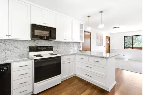 Kitchen - 6060 Terras Path, Placerville, CA 95667 photo 3 of 3