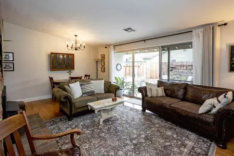 Living - 2001 Enslen Ave, Modesto, CA 95350 photo 1 of 4