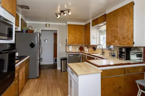 Kitchen - 2001 Enslen Ave, Modesto, CA 95350 photo 1 of 5