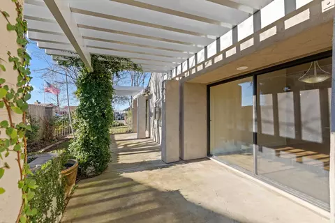 Exterior - 140 Hillside Pl, Jackson, CA 95642 photo 5 of 8