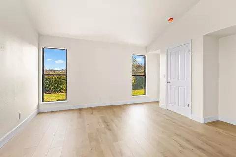 Bedroom - 140 Hillside Pl, Jackson, CA 95642 photo 2 of 4