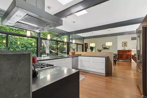 Kitchen - 1114 Purdue Dr, Davis, CA 95616 photo 8 of 10