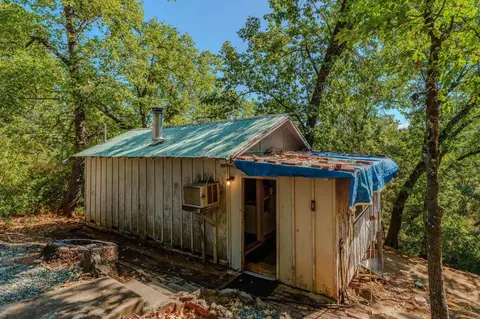 16300 Rossbridge Rd, Jackson, CA 95642