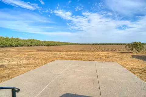 Exterior - 5463 Hankins Rd, Williams, CA 95987 photo 7 of 11