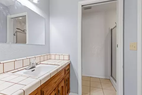 Bath - 1415 Papoose Dr, Copperopolis, CA 95228 photo 2 of 2