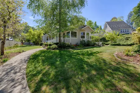 157 Apple Ave, Grass Valley, CA 95945 photo 1