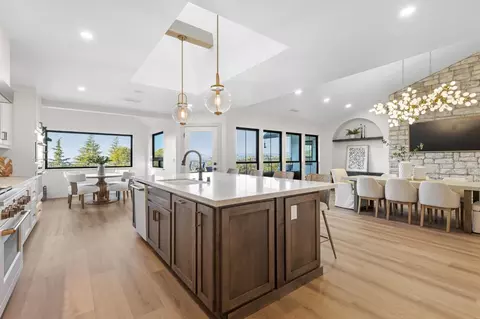 Kitchen - 223 Spring Ln, Newcastle, CA 95658 photo 5 of 8