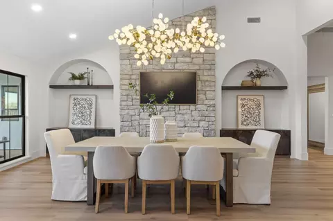 Dining - 223 Spring Ln, Newcastle, CA 95658 photo 2 of 5