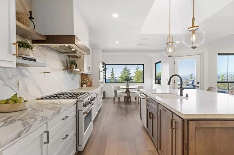 Kitchen - 223 Spring Ln, Newcastle, CA 95658 photo 4 of 8