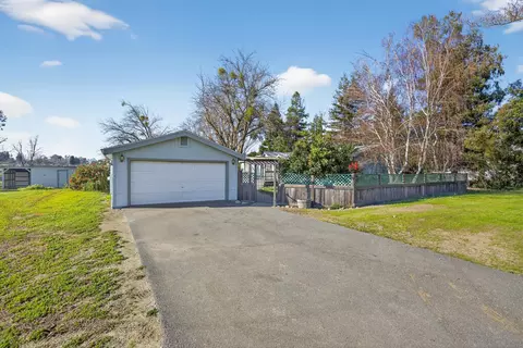 9708 La Clair Rd, Wilton, CA 95693 photo 2