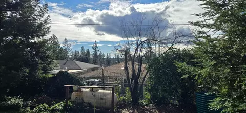 Exterior - 34 Washington St, Colfax, CA 95713 photo 3 of 4