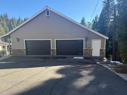26031 Long Barn Rd, Long Barn, CA 95335